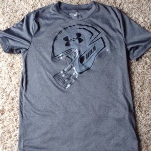 Under armour tee shirt